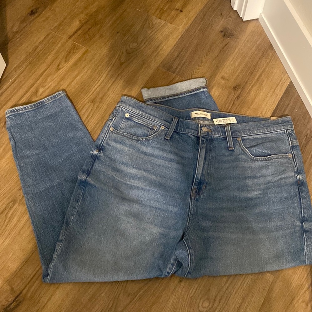 NWT Madewell High-Rise Slim Boyfriend Jeans!!